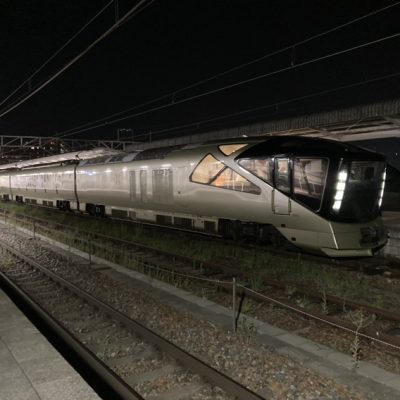 豪華寝台列車